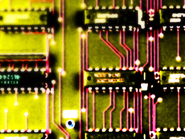 汽車(chē)產(chǎn)業(yè)變革下半場(chǎng)，智能汽車(chē)如何開(kāi)新局